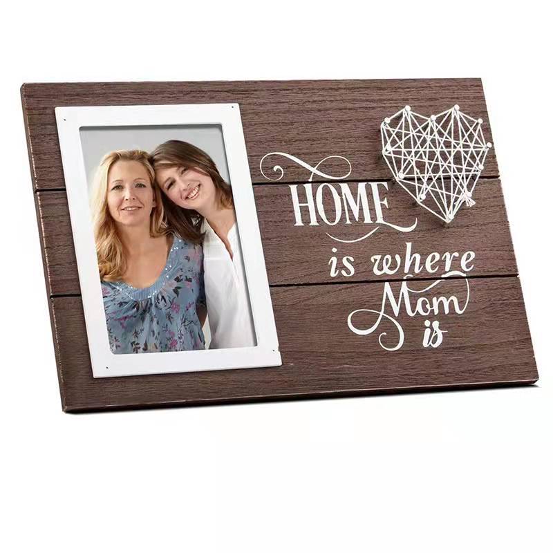 Wholesale Mother's Day Wooden Heart-shaped Wrapped Thread Photo Frame Ornaments